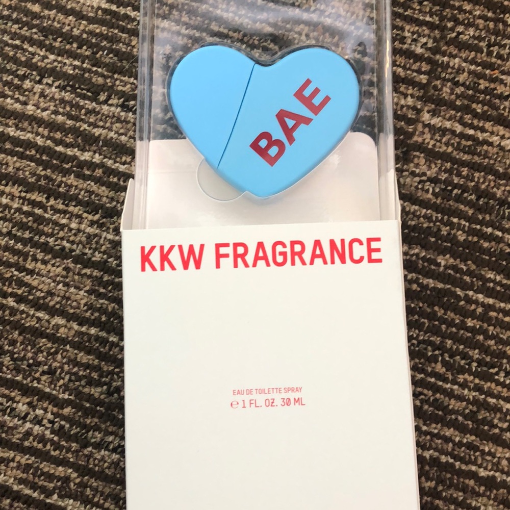 NIB! KKW Kimoji Heart Fragrance BAE